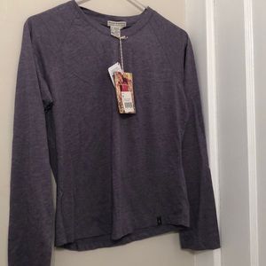 NWT Royal Robbins coolmax shirt.